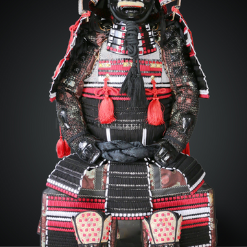 Yamanaka Yukimori Black & Red Samurai Armor Oyoroi Style Kuwagata Meadate Armor with mixed Black Red & White Cords